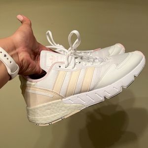 Vintage style Adidas Sneakers